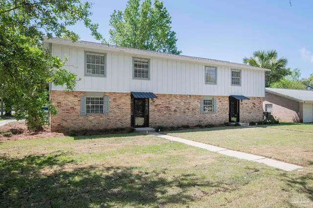 1119 & 1121 E Lakeview Ave, Pensacola FL 32503 exterior