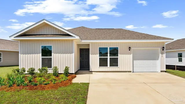 2176 Sandhill St, Cantonment FL 32533 exterior