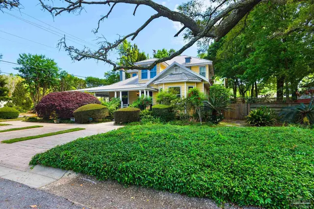 1519 E De Soto St, Pensacola FL 32501 exterior