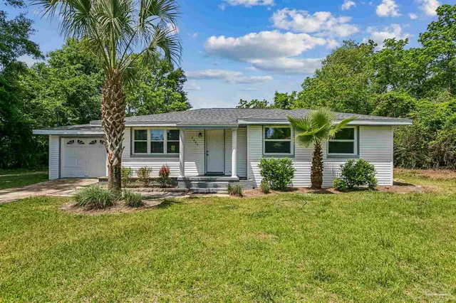 7245 Lockhart St, Pensacola FL 32526 exterior