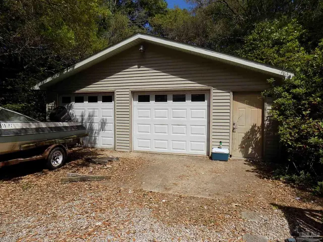 5774 Northrop Rd property photo