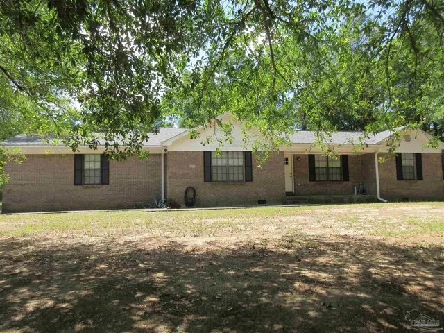 5511 Cottonwood Dr, Milton FL 32570 exterior
