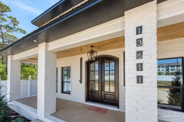 13611 Zodiac Dr, Pensacola FL 32507 exterior