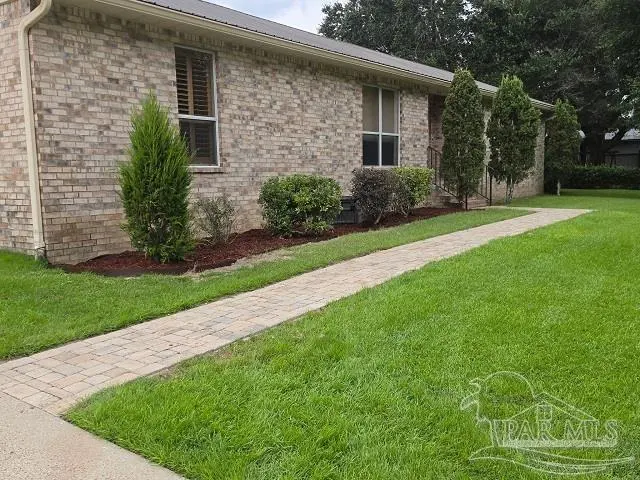 305 Shiloh Dr property photo