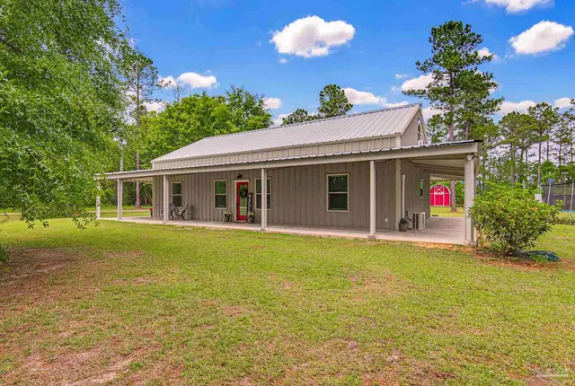 1660 Annie Penton Rd, Jay FL 32565 exterior