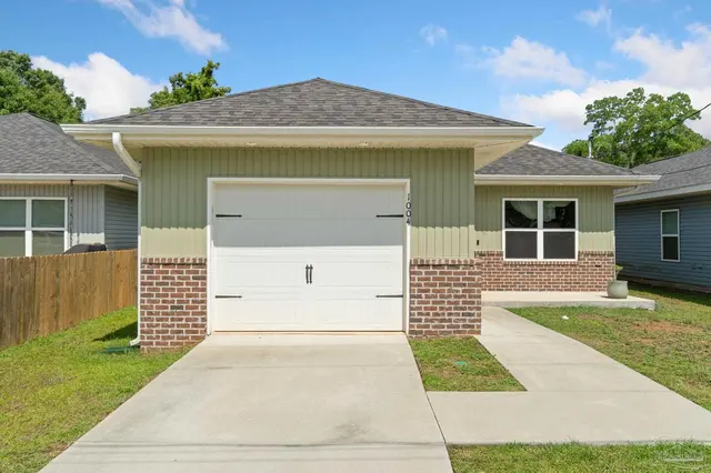1004 Polk Ave, Pensacola FL 32507 exterior