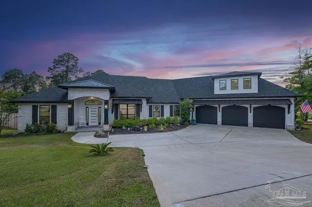 8981 Salt Grass Dr W, Pensacola FL 32526 exterior