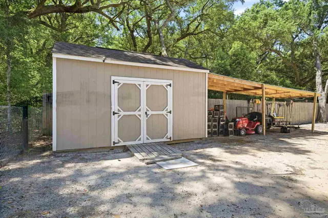 4867 Aleff Rd property photo