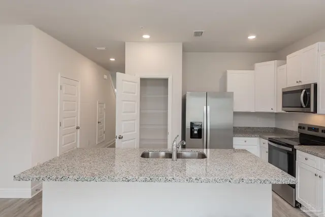 8706 Meadow Flower Ln property photo