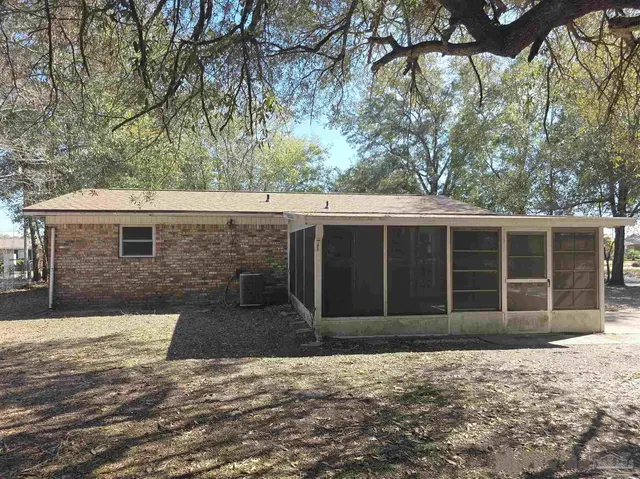7100 Windsor Oak Dr property photo