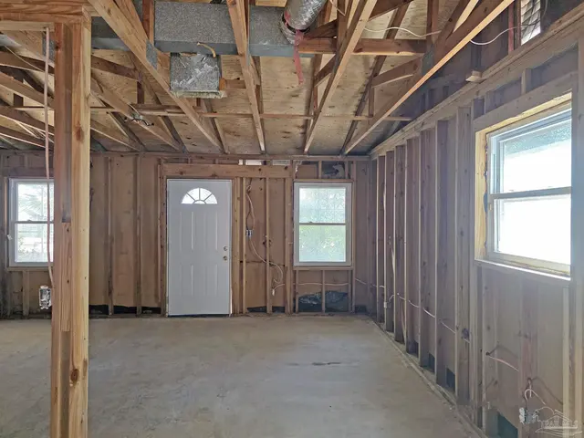 7100 Windsor Oak Dr property photo