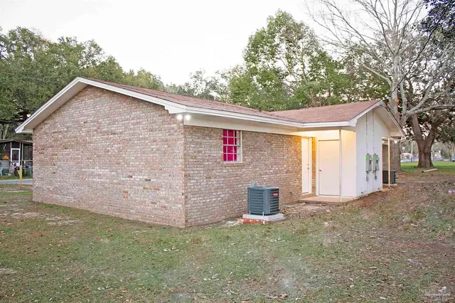 415 Hannah St # B property photo