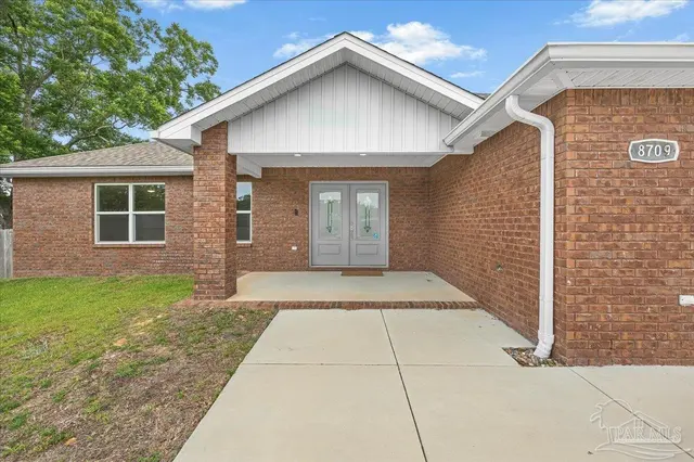 8709 Lamont Rd property photo