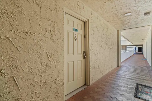 999 Ft Pickens Rd # 708 property photo