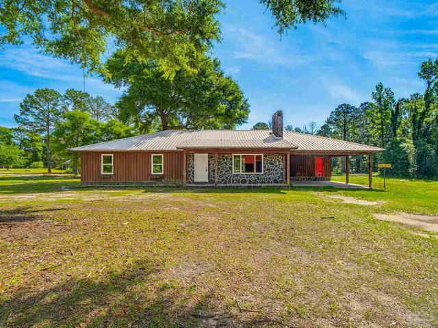 4940 Dawson Rd, Century FL 32535 exterior