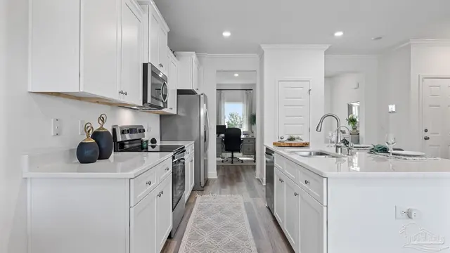 2123 Aqua St property photo