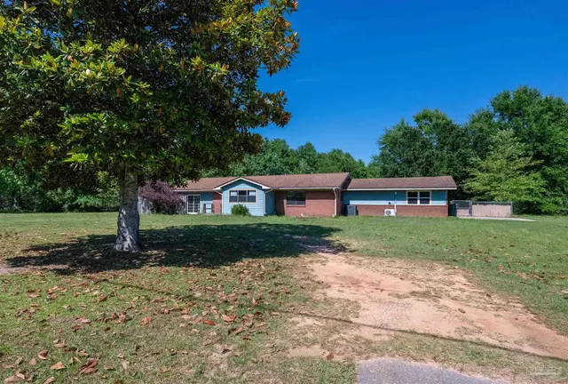 2280 S Hwy 97, Cantonment FL 32533 exterior
