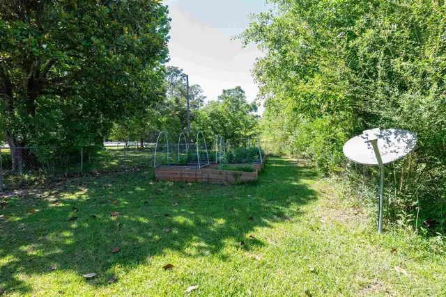 2280 Hwy 97 property photo