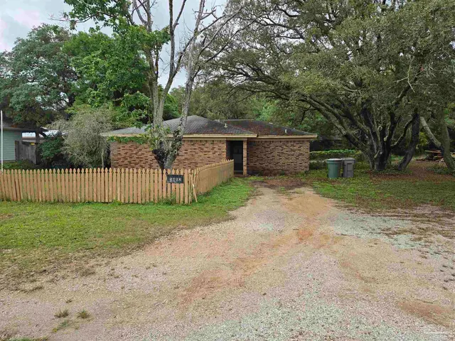 5802 Winifred Ave property photo