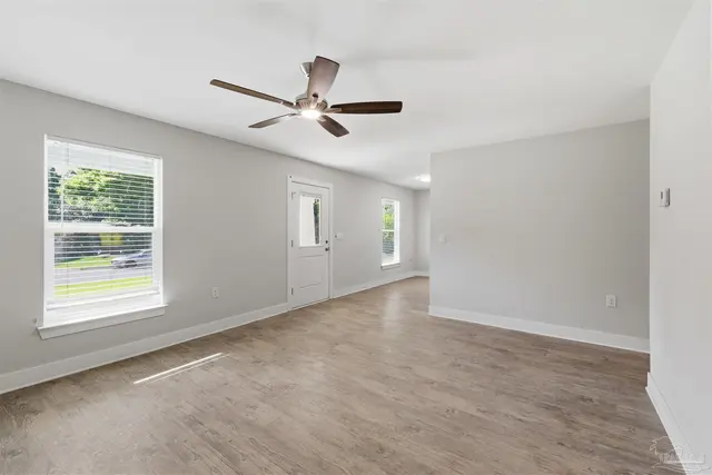 1014 Webster Dr property photo