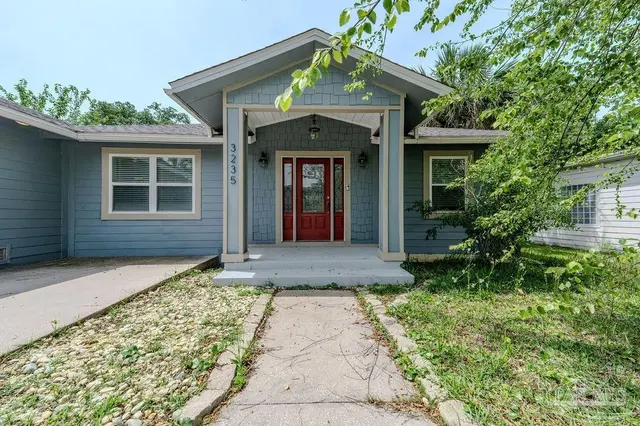 3235 Bayou Dr property photo