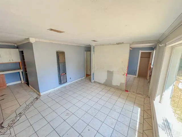924 Cranbrook Ave property photo