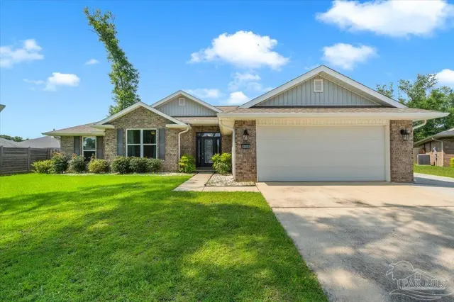 6041 Makenna Dr, Pensacola FL 32526 exterior