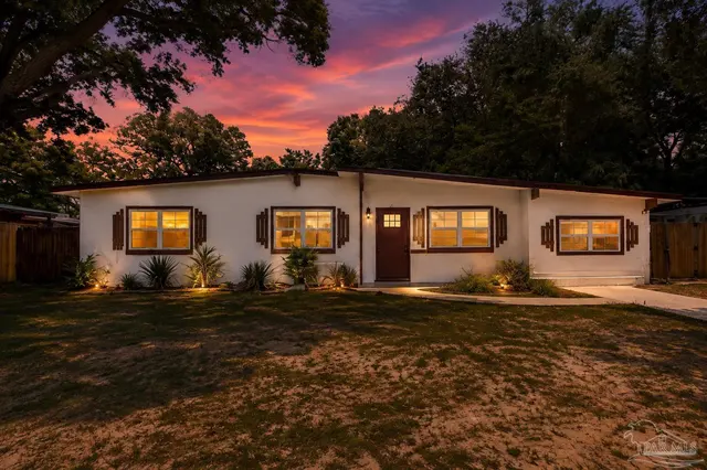 9 Edgemont Dr, Pensacola FL 32506 exterior