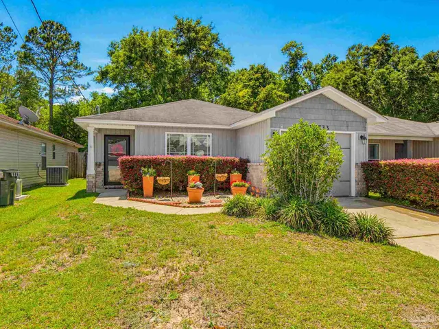 10533 Senegal Dr, Pensacola FL 32534 exterior
