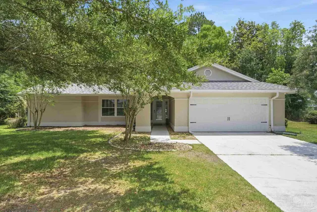 1501 Navaho Ct, Pensacola FL 32507 exterior