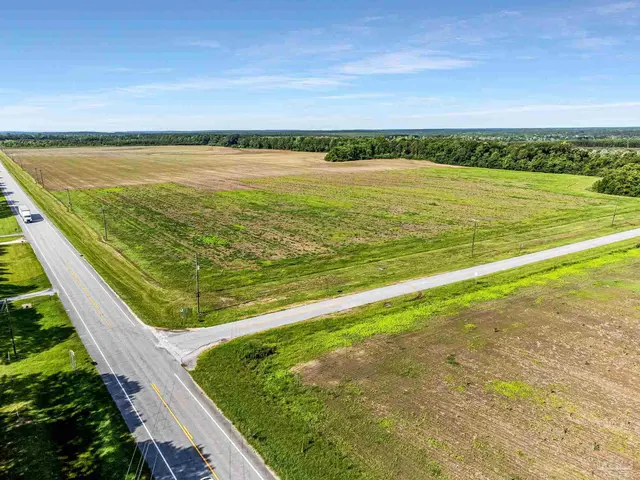 Lot 4 Hwy 97 property photo