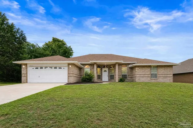 7010 Plank Dr, Pensacola FL 32526 exterior
