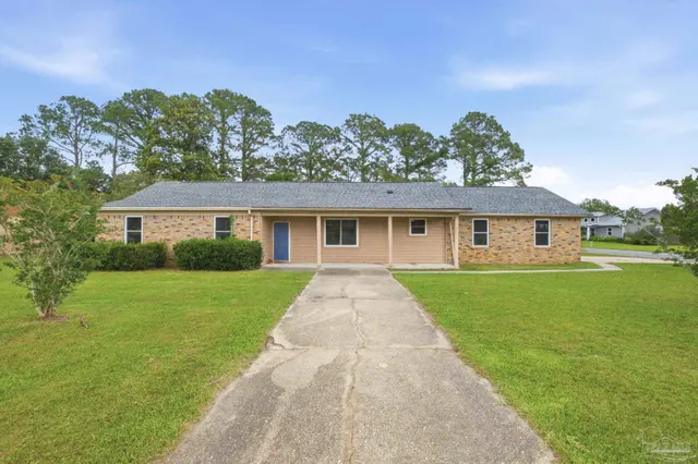 620 Sawara Ct, Pensacola FL 32506 exterior