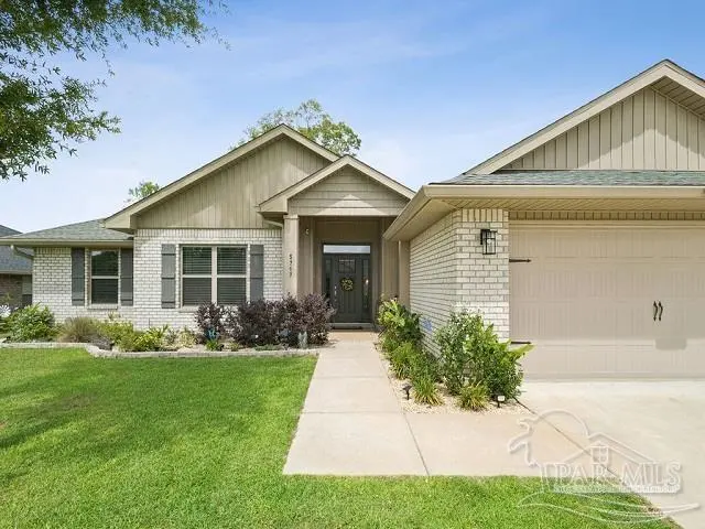 5717 Old Stone Blvd, Milton FL 32570 exterior