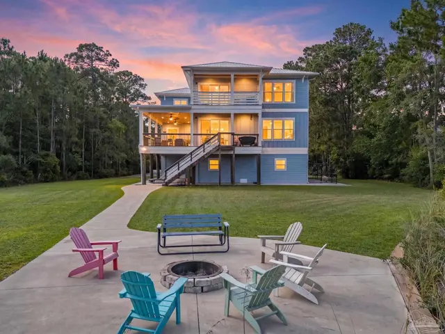 2032 Bay Point Blvd property photo