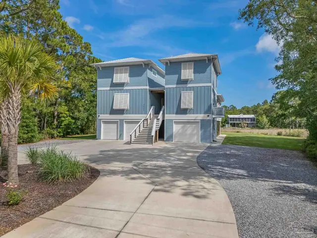 2032 Bay Point Blvd, Milton FL 32583 exterior