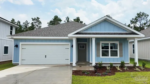5847 Tripletail Dr, Milton FL 32583 exterior