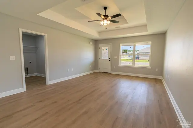 4633 Sago Palm Cir property photo