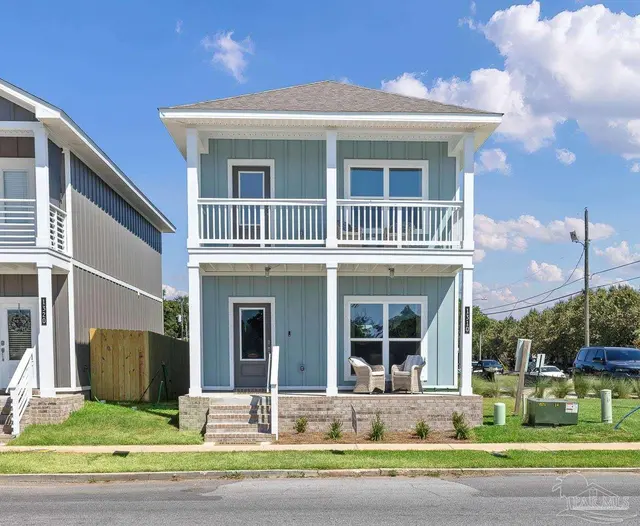 1340 W Zarragossa St, Pensacola FL 32502 exterior
