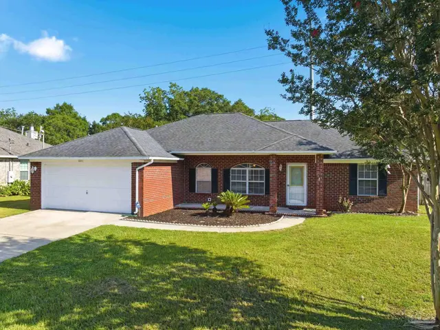 6000 Yellow Rose Dr, Pensacola FL 32526 exterior