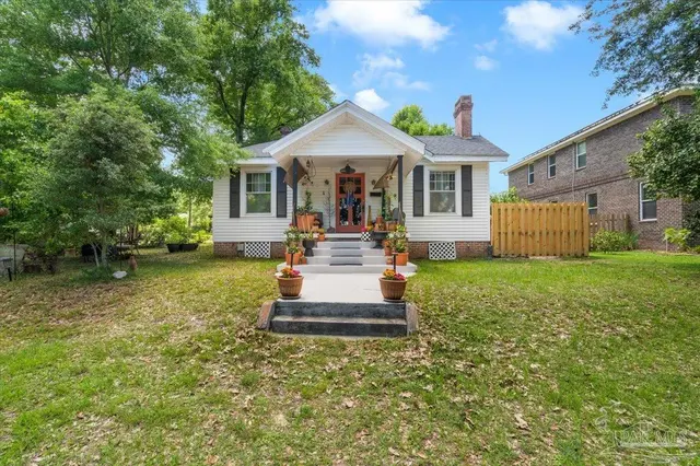 1101 N 19th Ave, Pensacola FL 32503 exterior