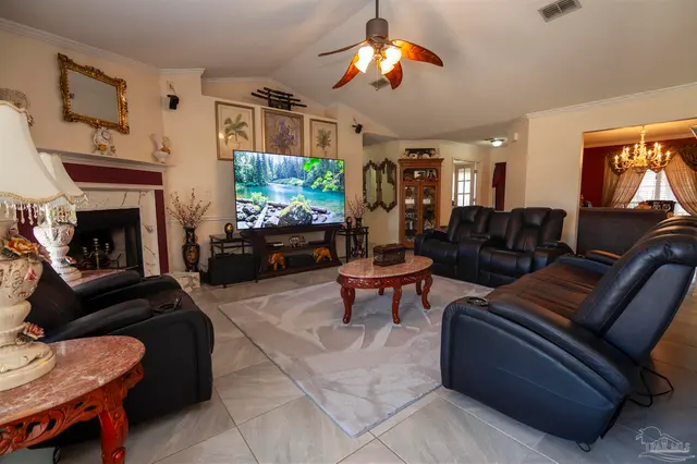 8213 Hartington Dr property photo