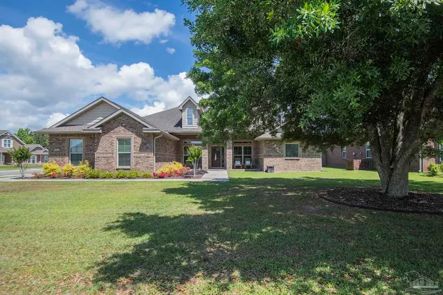 5978 W Cambridge Way, Pace FL 32571 exterior