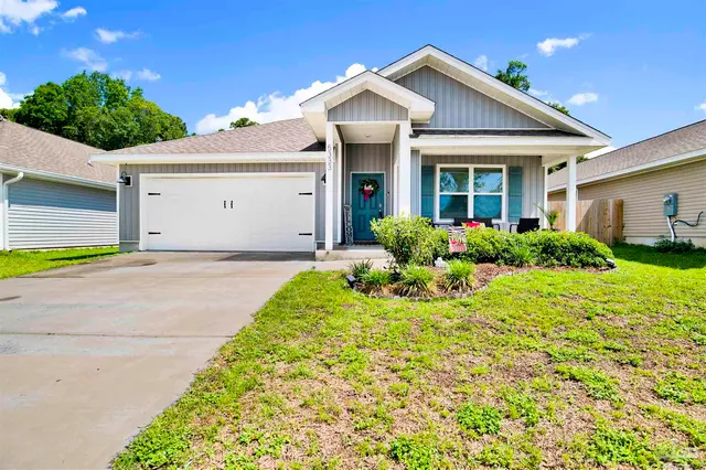 5333 Peach Dr, Pace FL 32571 exterior