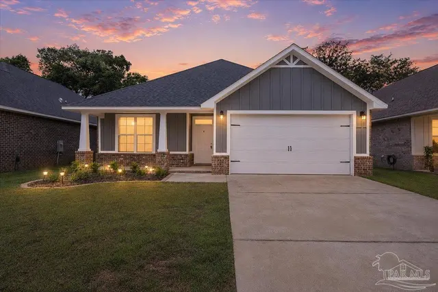 5313 Parkside Dr, Pace FL 32571 exterior