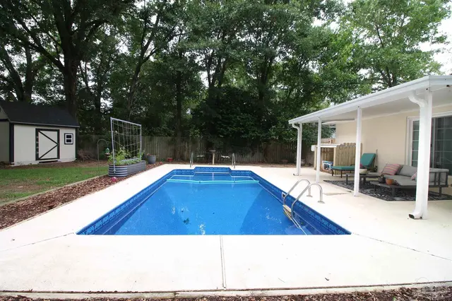 4207 Wycliff Dr, Pensacola FL 32514 exterior