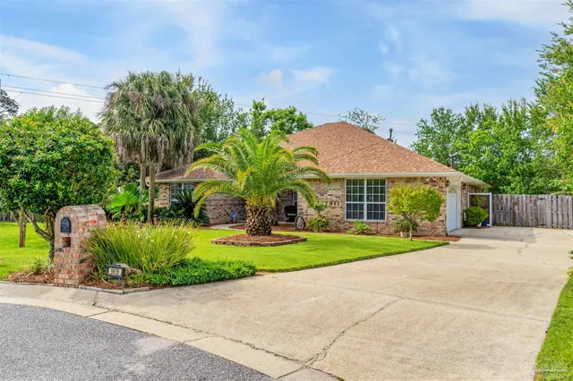 9619 Westin Ct, Pensacola FL 32507 exterior