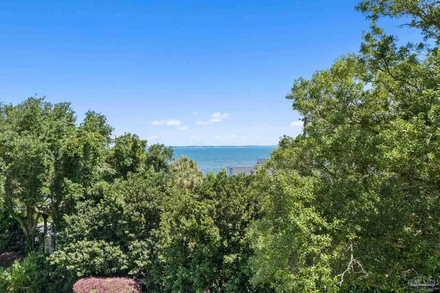 1700 Scenic Hwy # 301 property photo