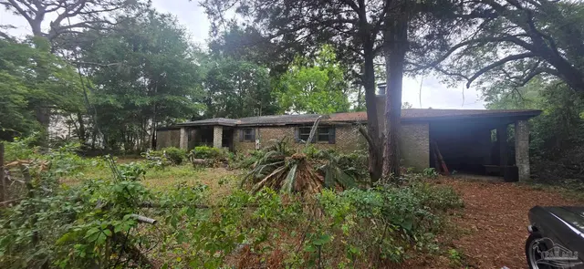 1655 Elmhurst Rd, Pensacola FL 32505 exterior