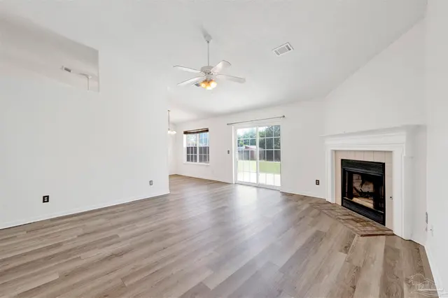 1150 Freeboard Blvd property photo